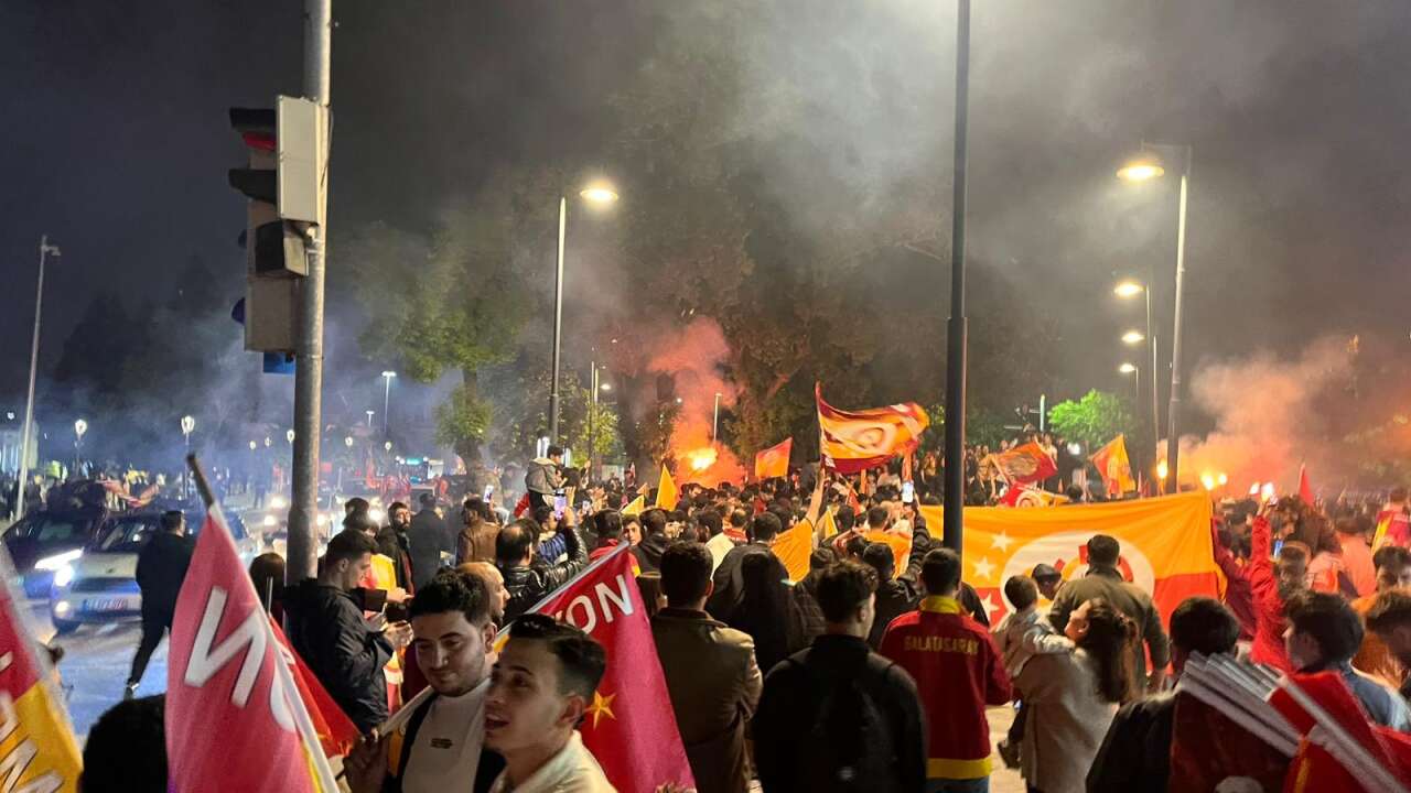 Galatasaray şampiyon oldu, Konya’da taraftarlar sokağa döküldü 23